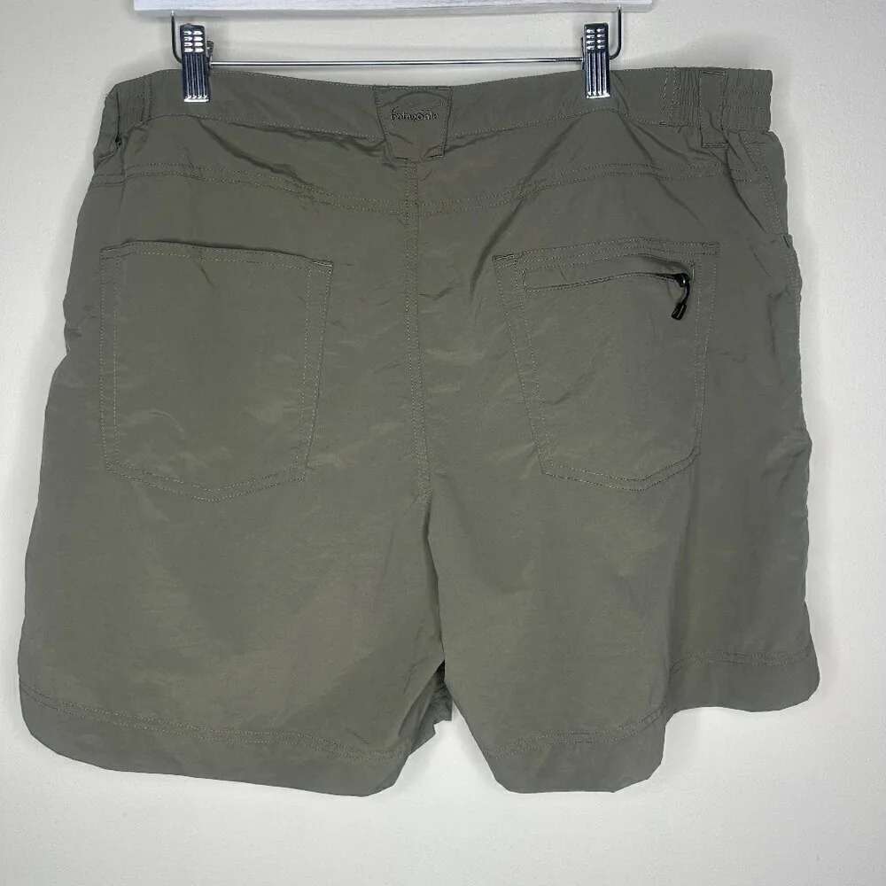 PATAGONIA Home Water Shorts 7” in Basin Green - size XXL